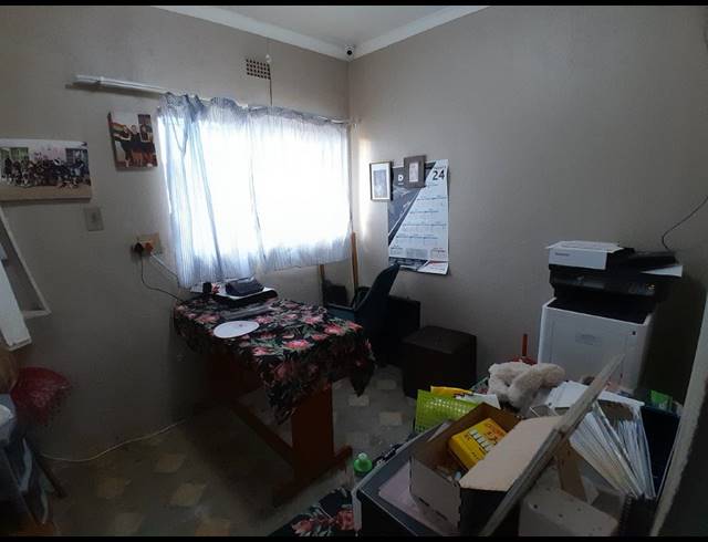 3 BEDROOM HOUSE FOR SALE IN OOS EINDE